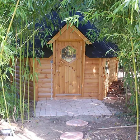 Campingplads Yourte Mongole Aux Nuits Insolites D'argoumbat *